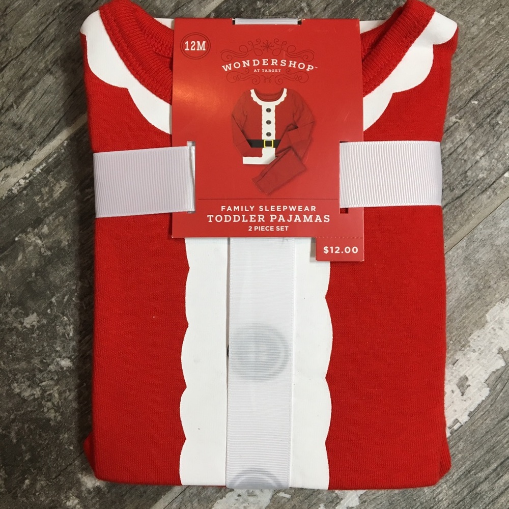 New with tag Santa holiday pajamas, size 12 months